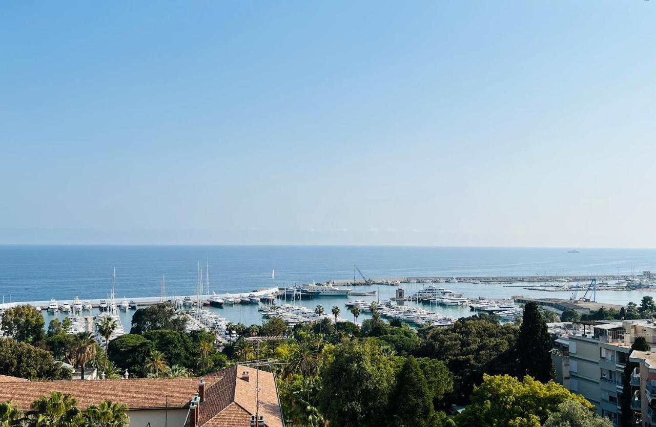 Special Home Vista Mare E Parcheggio Privato Сан Ремо Екстериор снимка