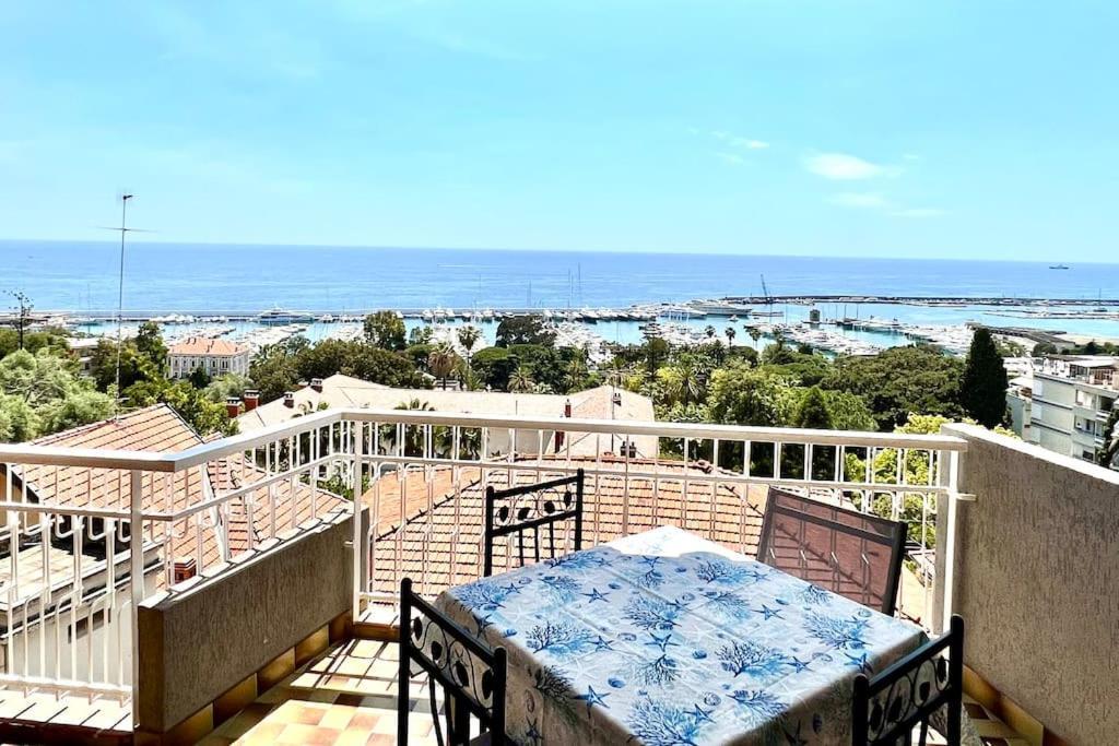 Special Home Vista Mare E Parcheggio Privato Сан Ремо Екстериор снимка