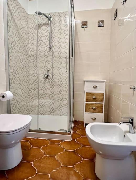 Special Home Vista Mare E Parcheggio Privato Сан Ремо Екстериор снимка