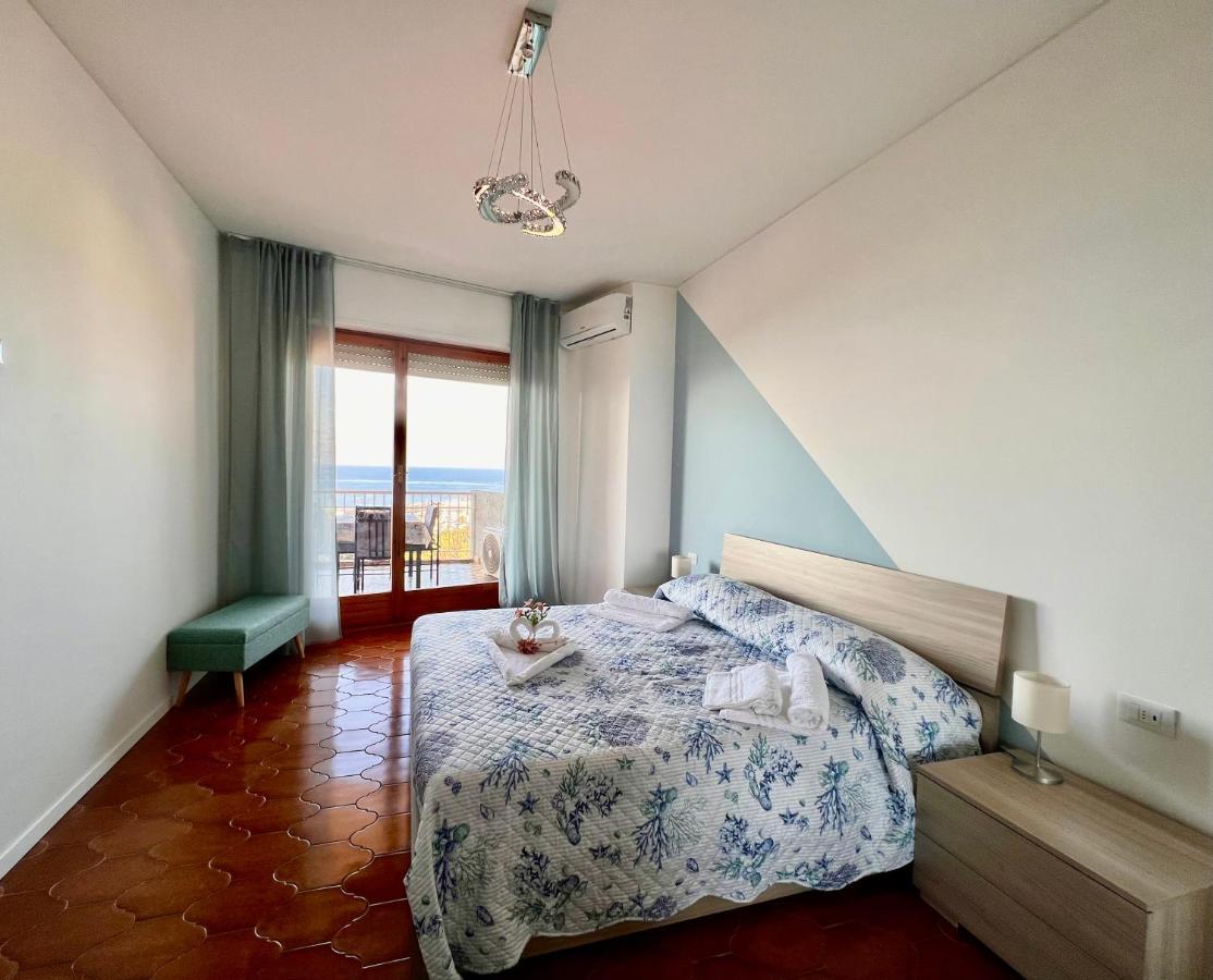 Special Home Vista Mare E Parcheggio Privato Сан Ремо Екстериор снимка